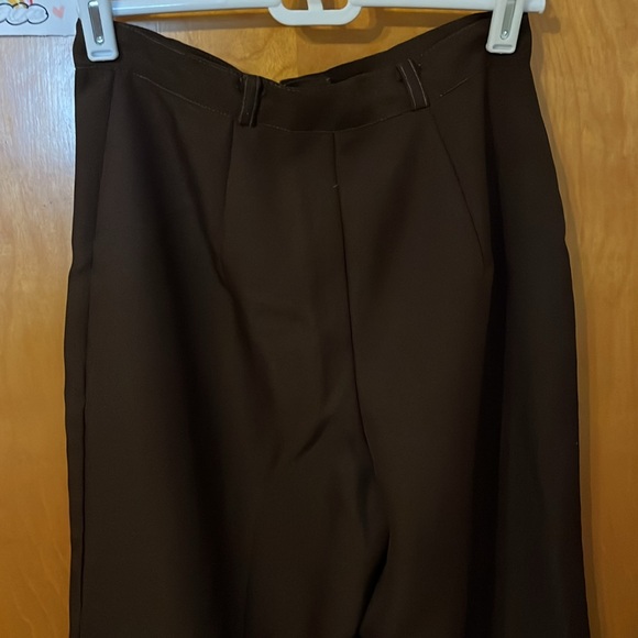 Brown trousers - Picture 3 of 4